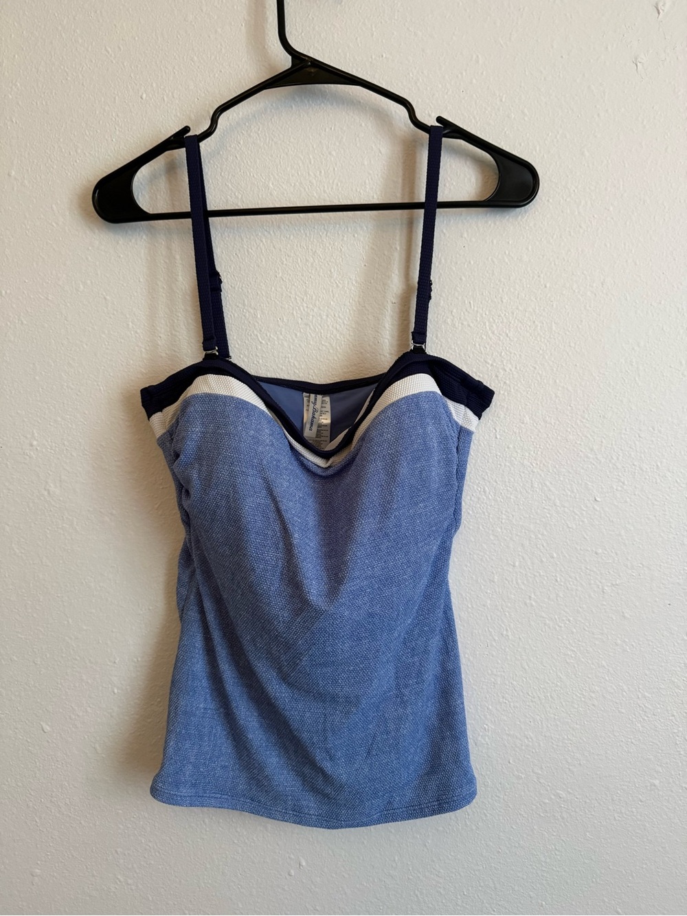 Tommy Bahama Island Cays Tummy Control Bandini Swim Top - Picture 3 of 5